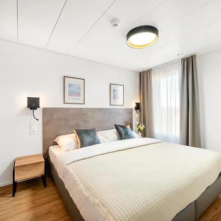 Отель Hine Adon - A2 Аванш