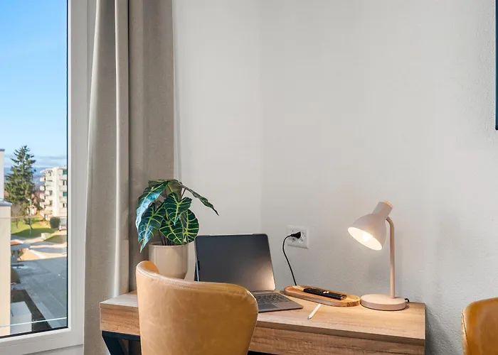 Hine Adon - A2 酒店